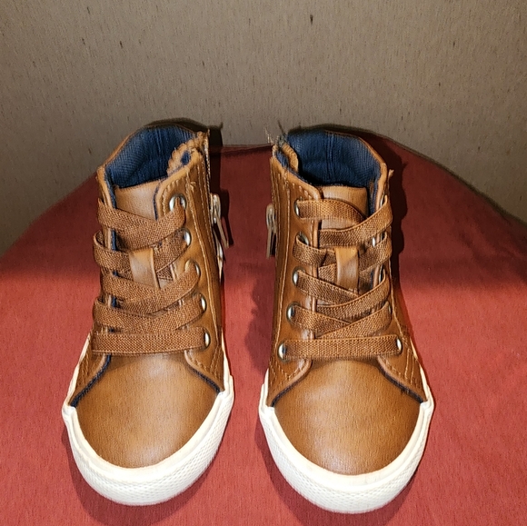 Brown boots - Picture 1 of 7